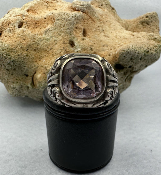 Silber Ring mit Rosé farbenen Stein